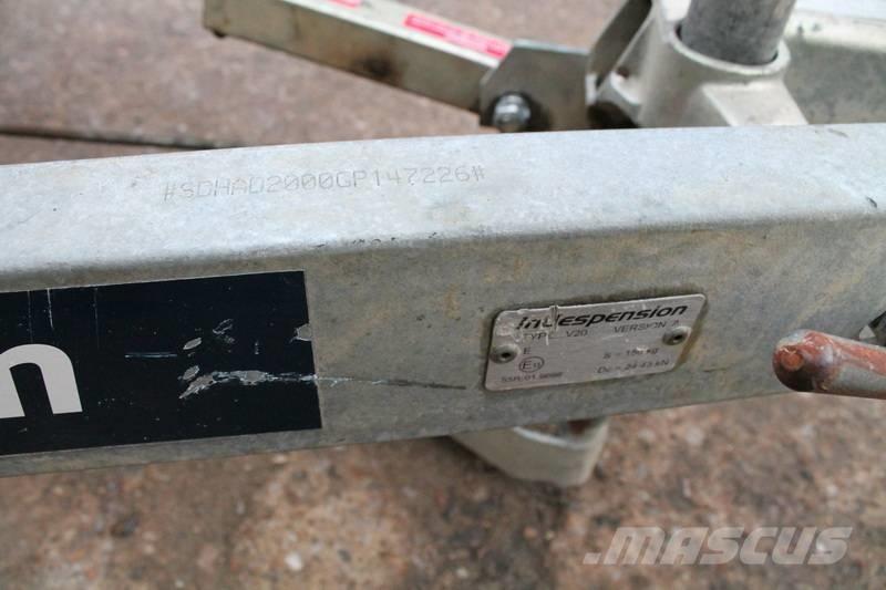 Isuzu 75.150 Vrachtwagen met vlakke laadvloer en lier