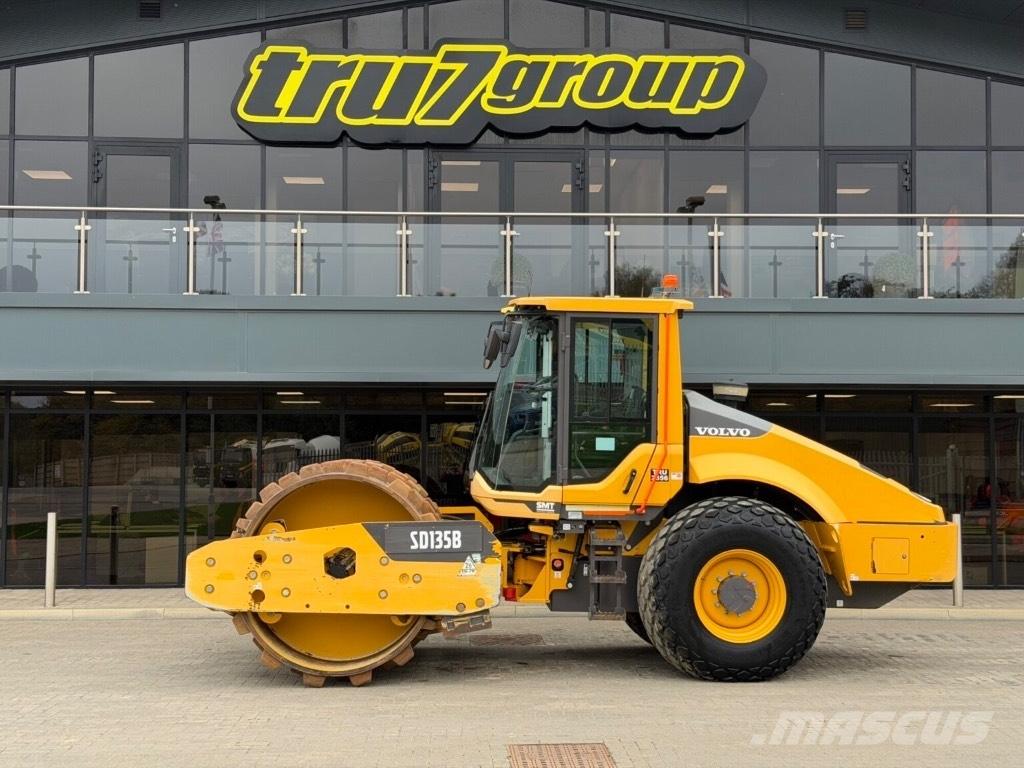 Volvo SD 135 B Trilrolwalsen