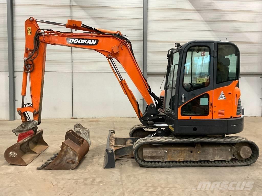 Doosan DX 63-3 Minigraafmachines < 7t