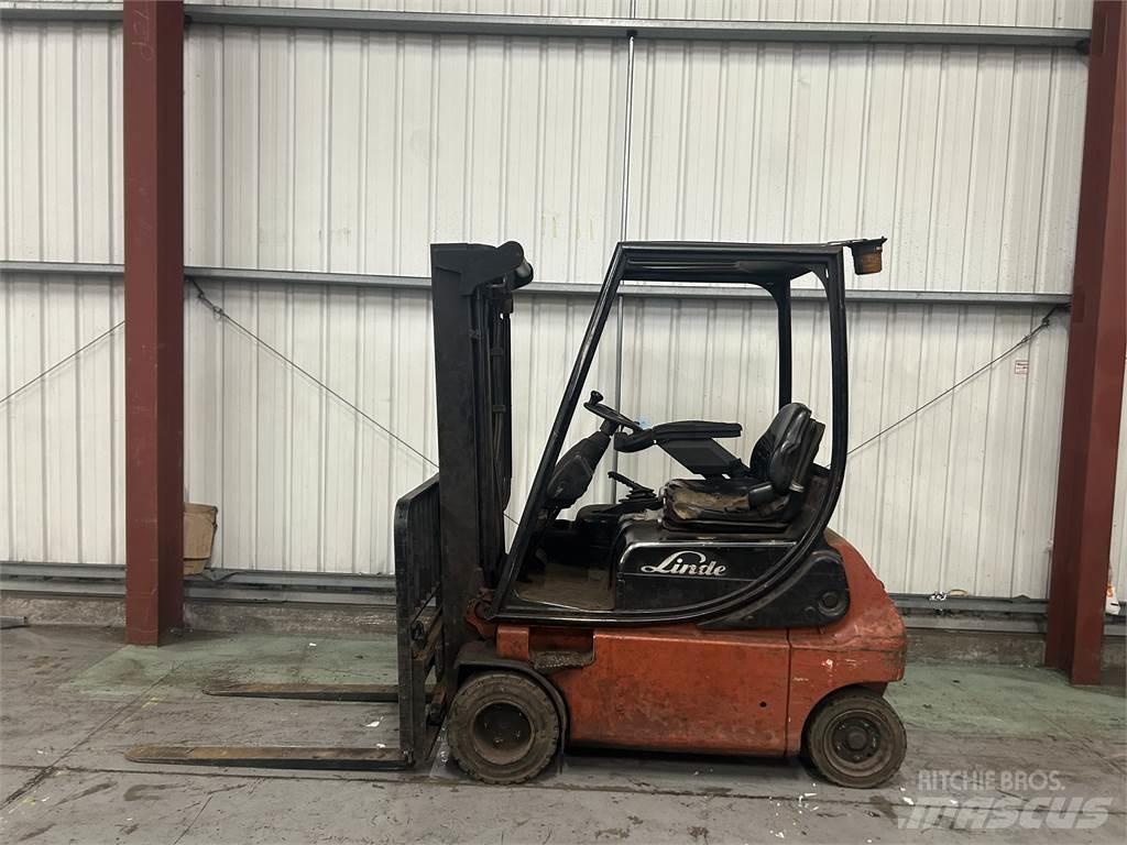 Linde E18P-02 Elektrische heftrucks