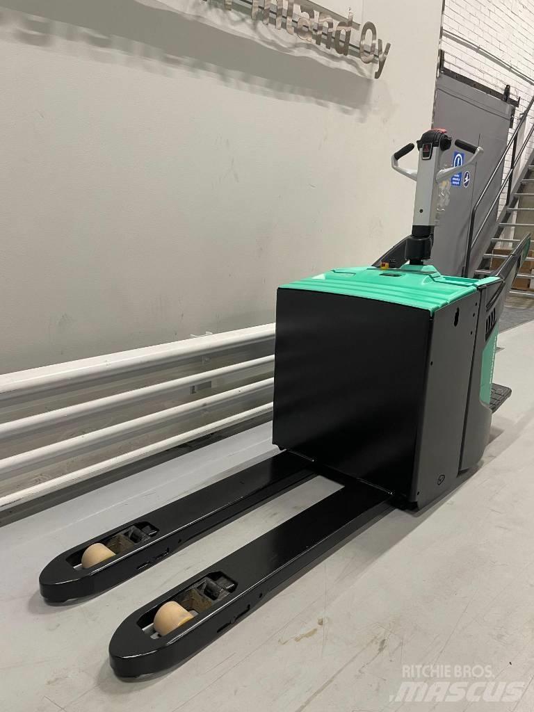 Mitsubishi PBV 20 N2 Pallettruck met meerij platform