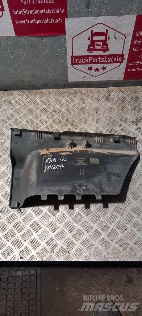 Scania 94 D. 1390074 Cabine en interieur