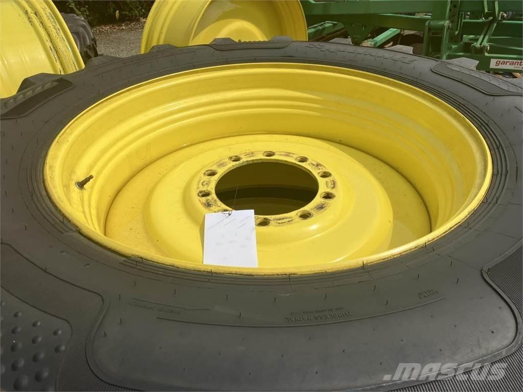 Alliance 520/85-38 Banden, wielen en velgen