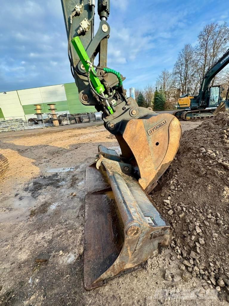 Hyundai HX 220 AL Rupsgraafmachines