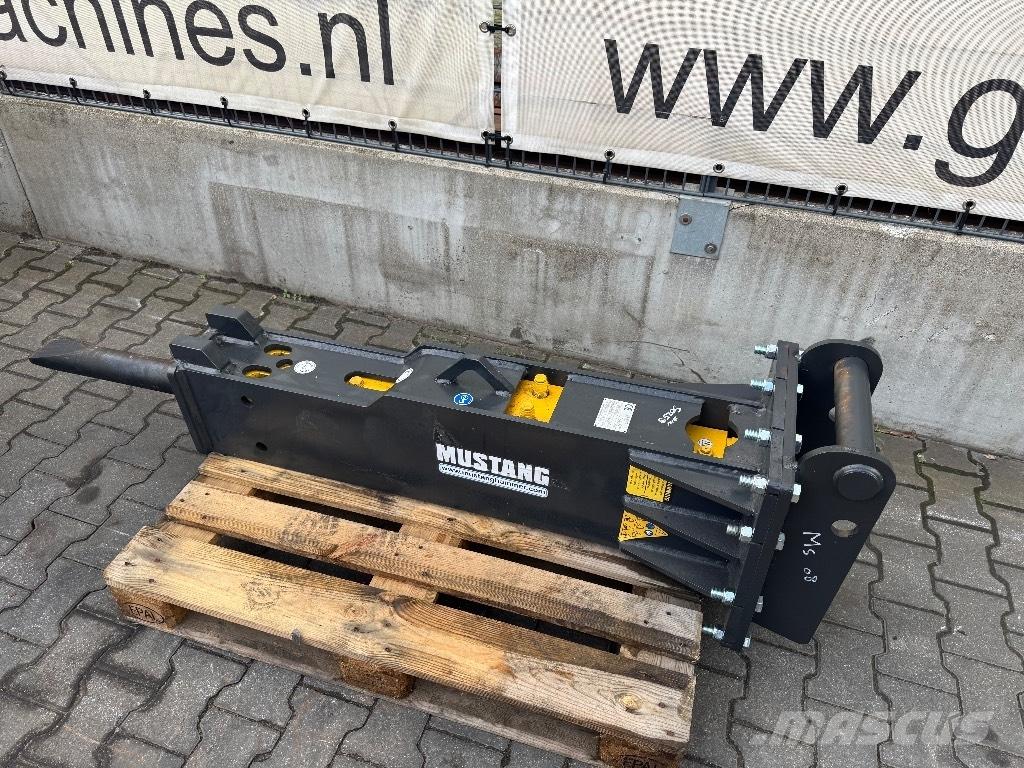 Mustang HM 1002 Hamers en brekers