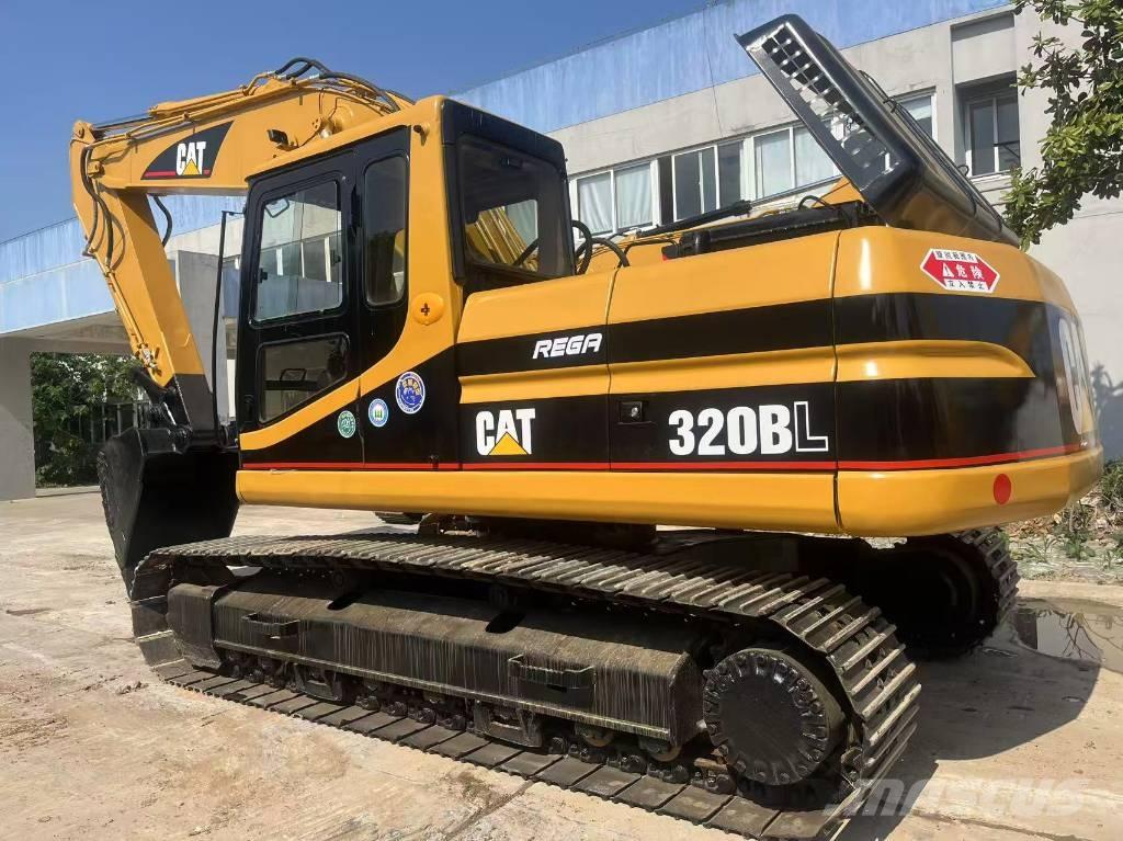 CAT 320 B L Rupsgraafmachines