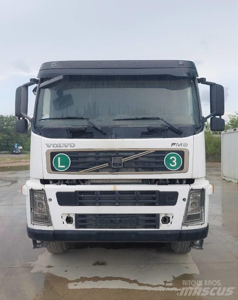 Volvo FM 984 R Betonmixers en pompen