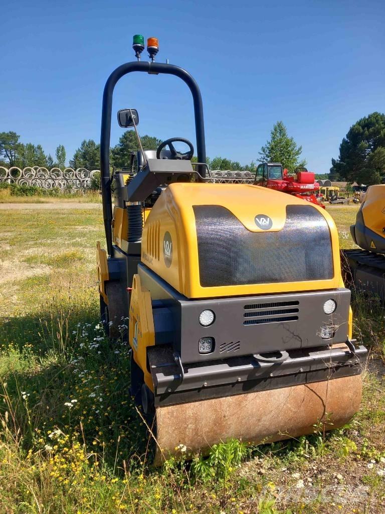 Mecalac TV1200 Stampers