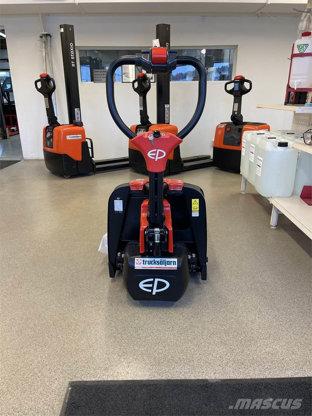 EP Equipment F4 Meeloop stapelaar
