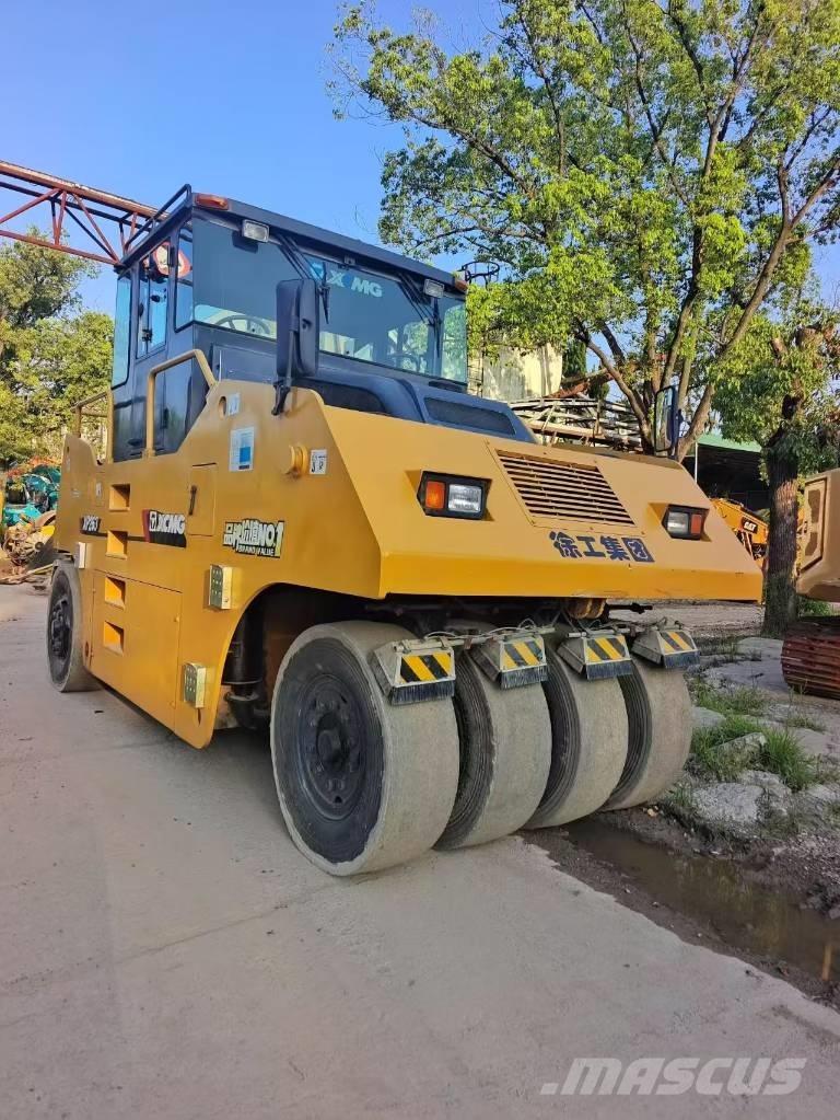 XCMG XP 263 Bandenwalsen