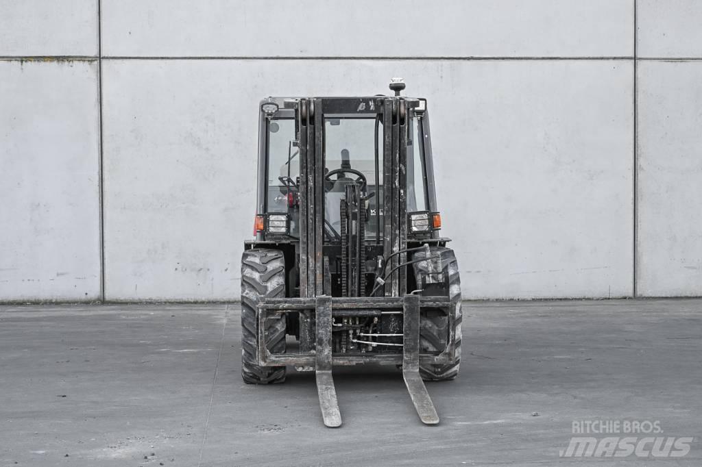 Manitou MH 25-4 Vorkheftruck voor zwaar terrein