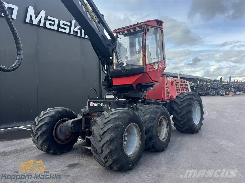 Valmet 931 Harvesters