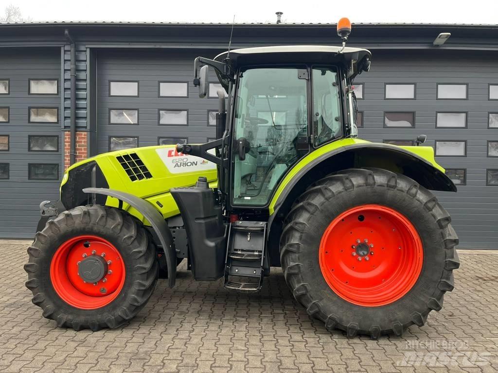 CLAAS Arion 620 CIS Tractoren