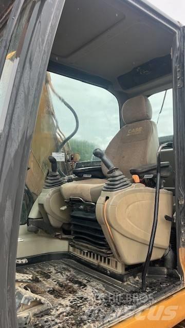 CASE CX 130 C Rupsgraafmachines