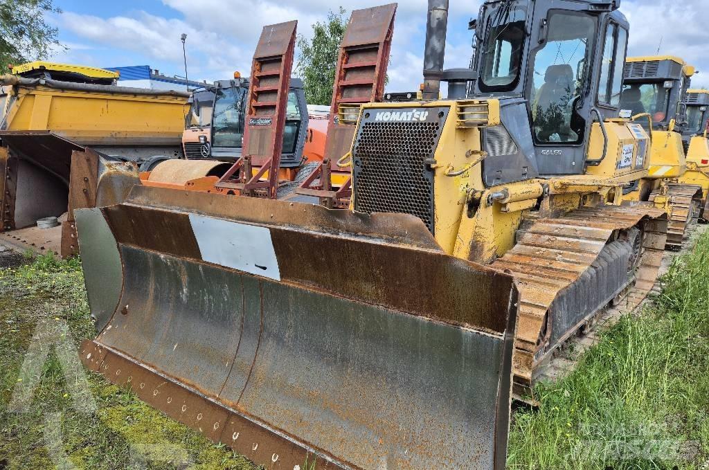 Komatsu D 61 EX-15 Rupsdozers