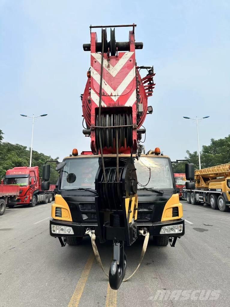 Sany STC1000T Kranen voor alle terreinen