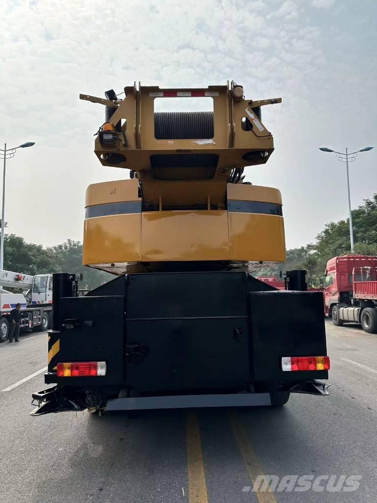 Sany STC1000T Kranen voor alle terreinen