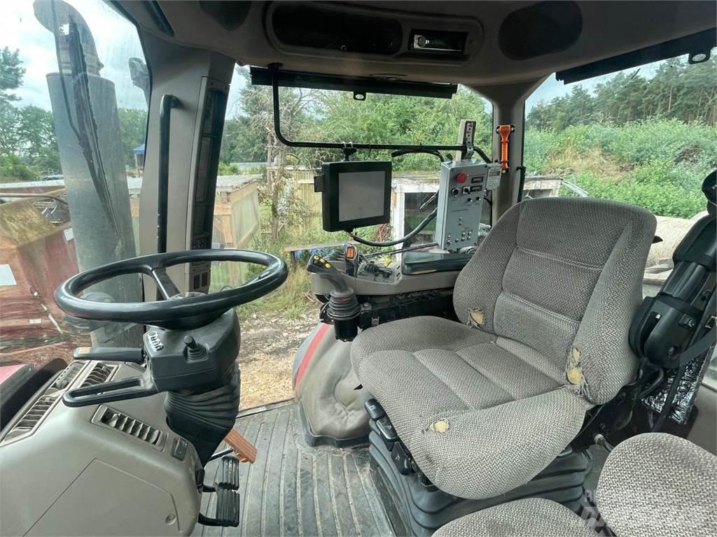 Case IH Magnum 335 Tractoren