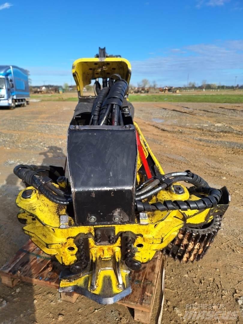John Deere H270 Boomvelkoppen