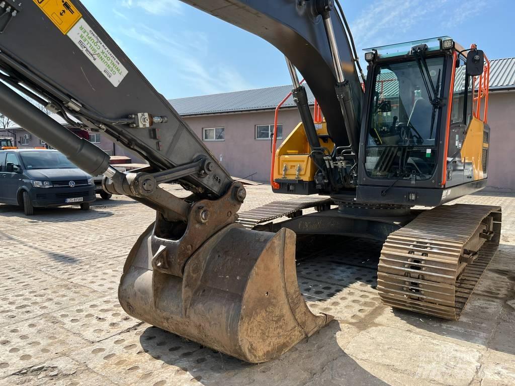 Volvo EC 220 E Rupsgraafmachines