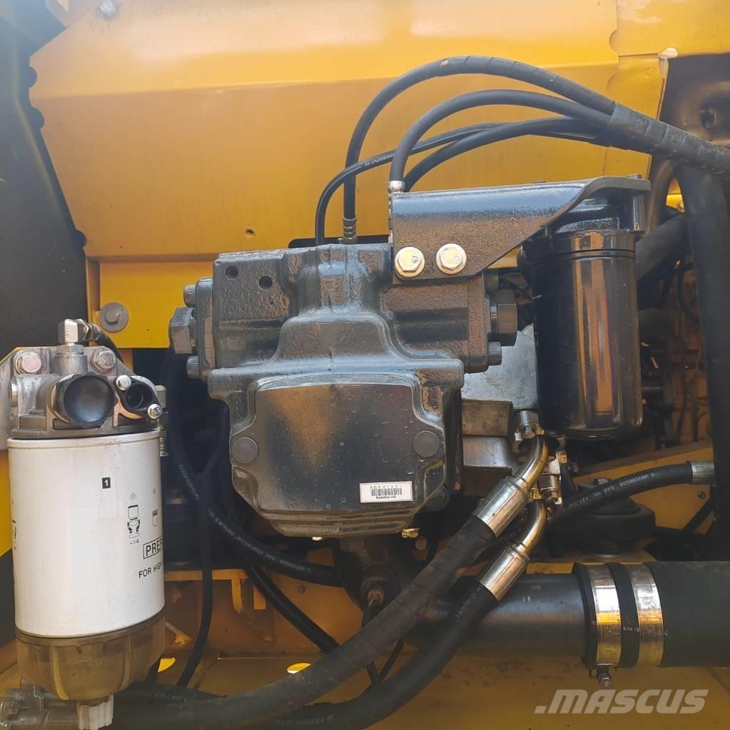 Komatsu PC200-8 Rupsgraafmachines