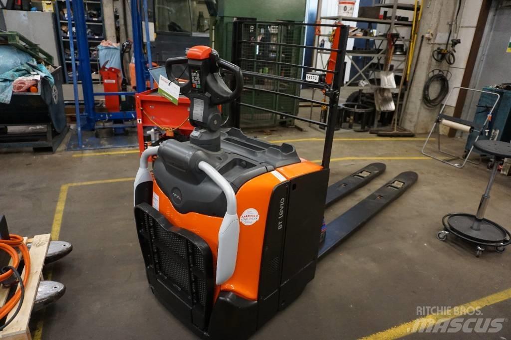 Toyota LPE250 Pallettruck met meerij platform