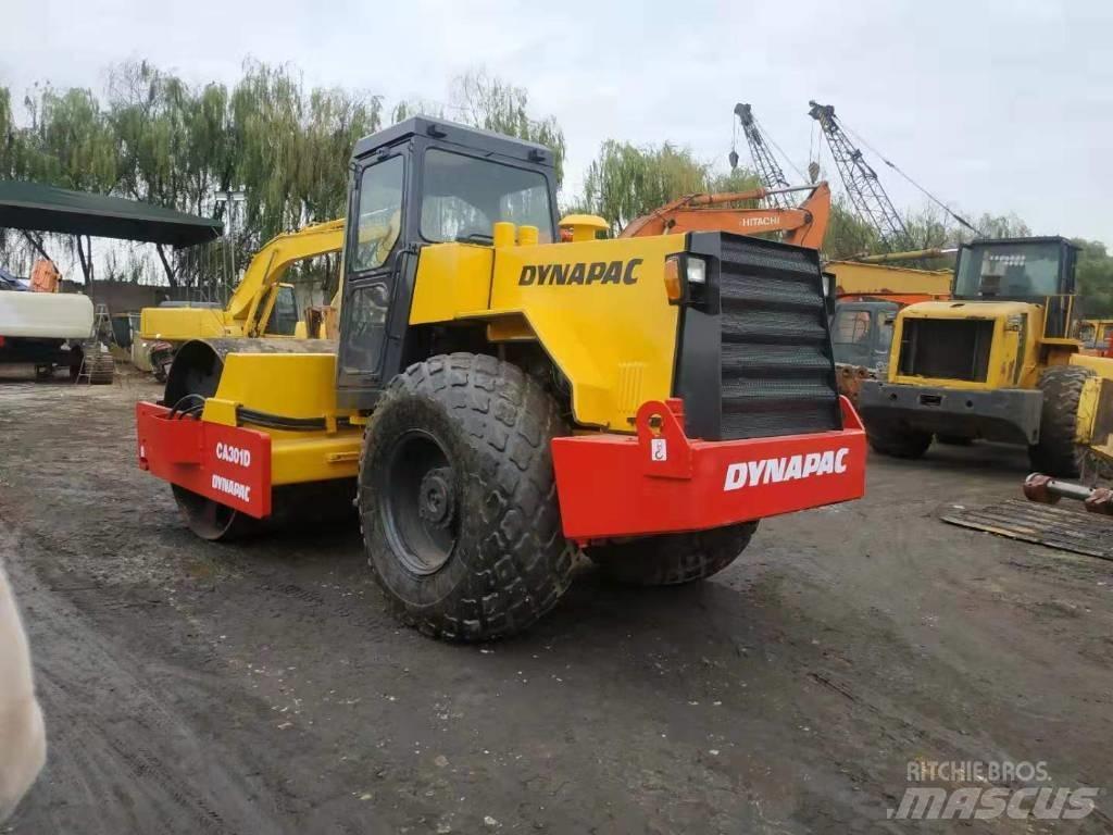 Dynapac CA 301 D Trilrolwalsen