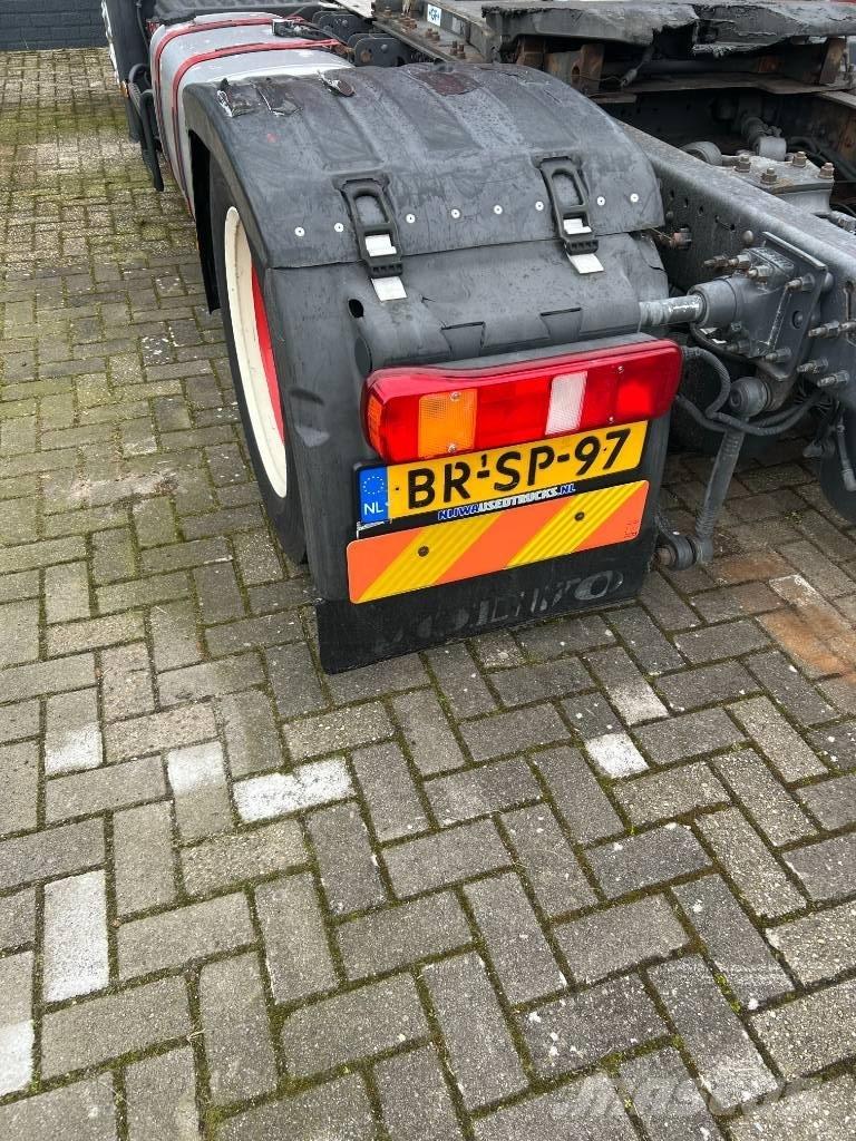Volvo FM 9 260 Trekkers