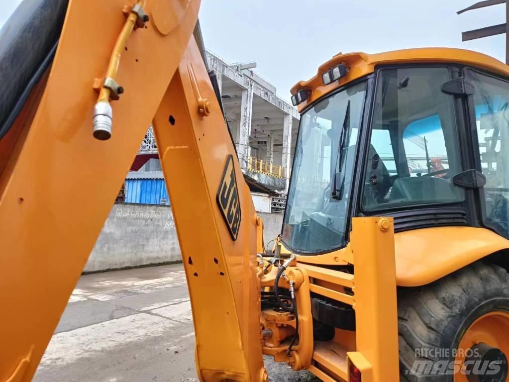 JCB 3 CX Wielgraafmachines