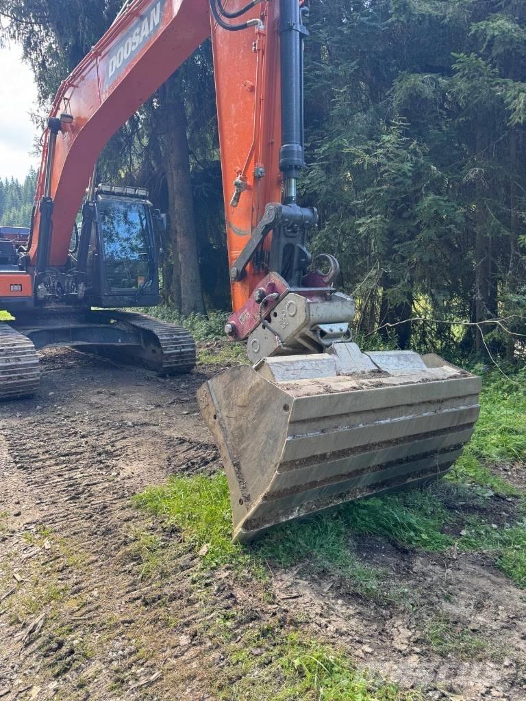 Doosan DX 225 LC-7 Rupsgraafmachines