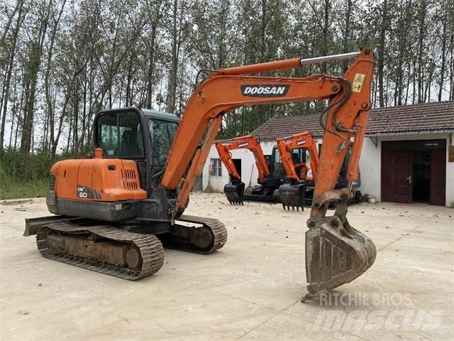Doosan DX 60 Minigraafmachines < 7t