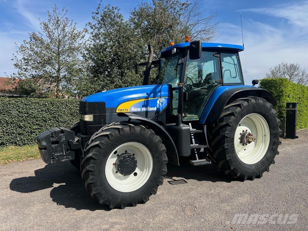 New Holland TM 175 Tractoren
