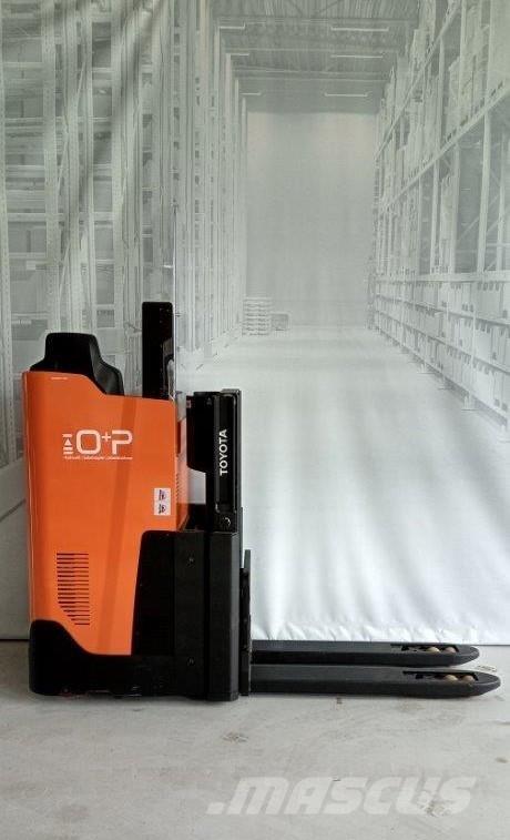 Toyota SSI200D Zelfrijdende stapelaars