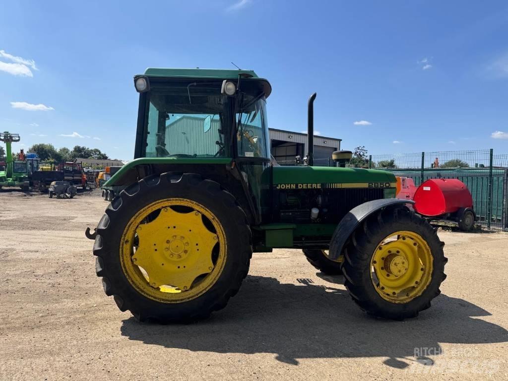 John Deere 2850 Tractoren