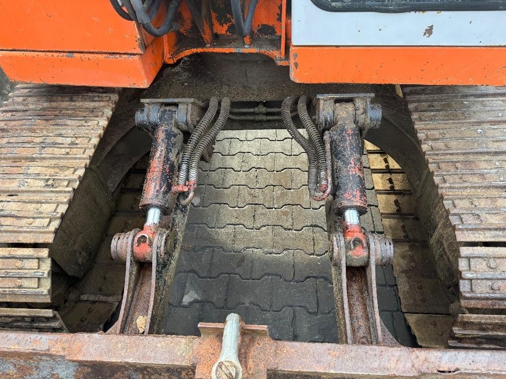 Hitachi EX 60 Minigraafmachines < 7t