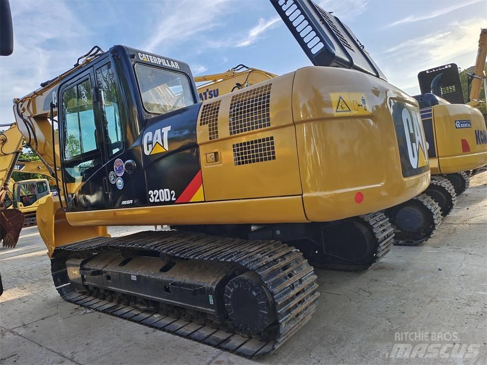 CAT 320 D Rupsgraafmachines