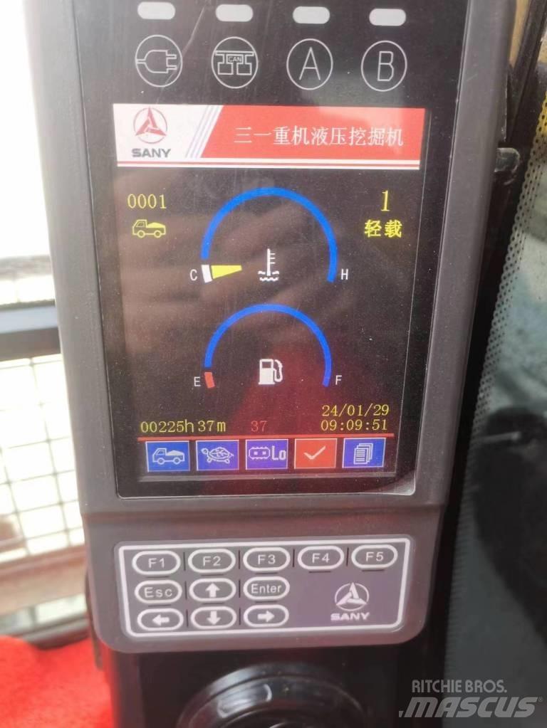 Sany 215C Rupsgraafmachines