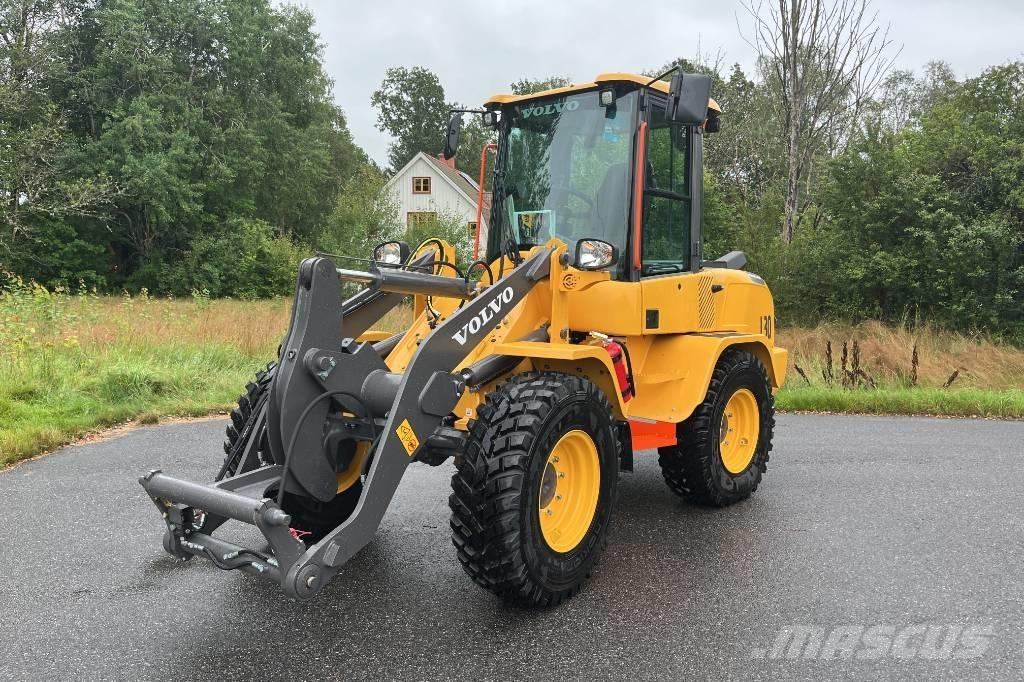 Volvo L 30 Wielladers