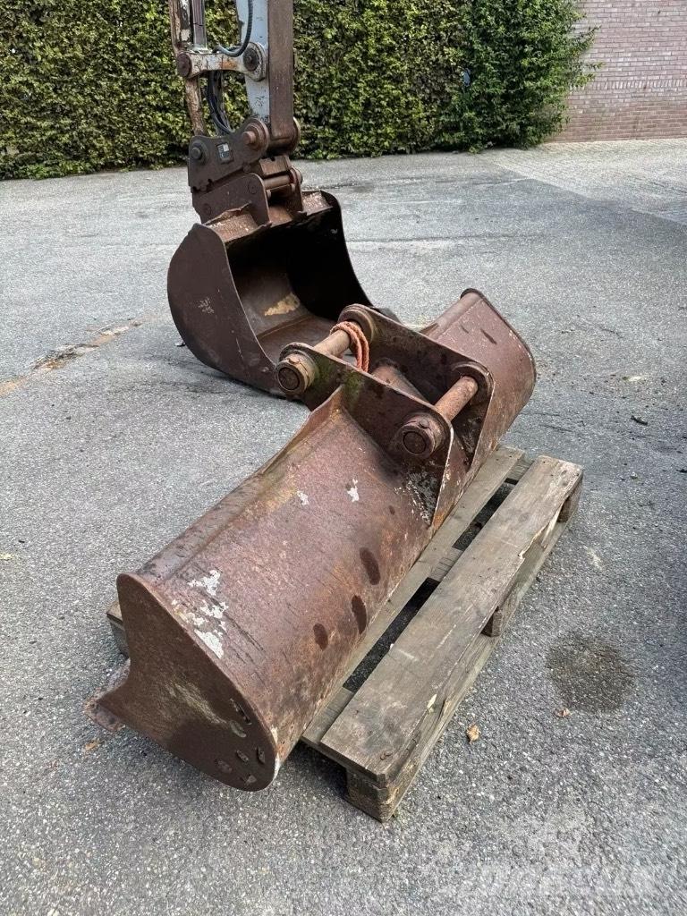 Takeuchi TB 175 Rupsgraafmachines