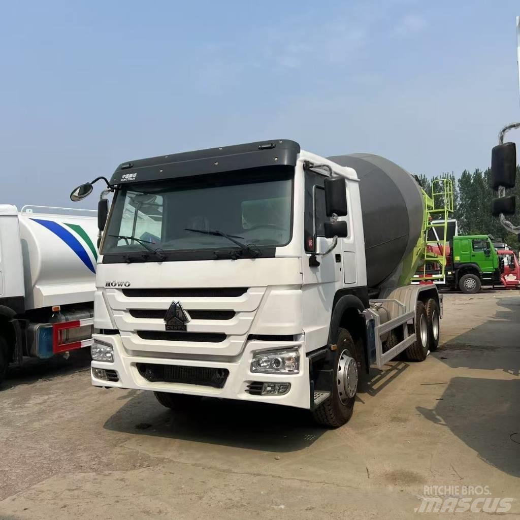 Howo 371 Betonmixers en pompen