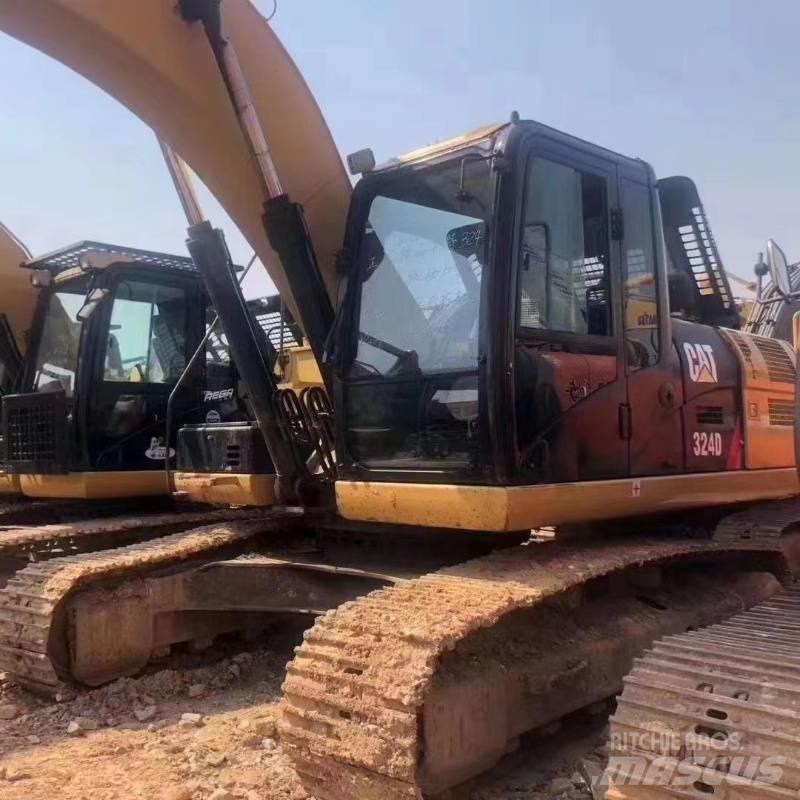 CAT 324 Rupsgraafmachines