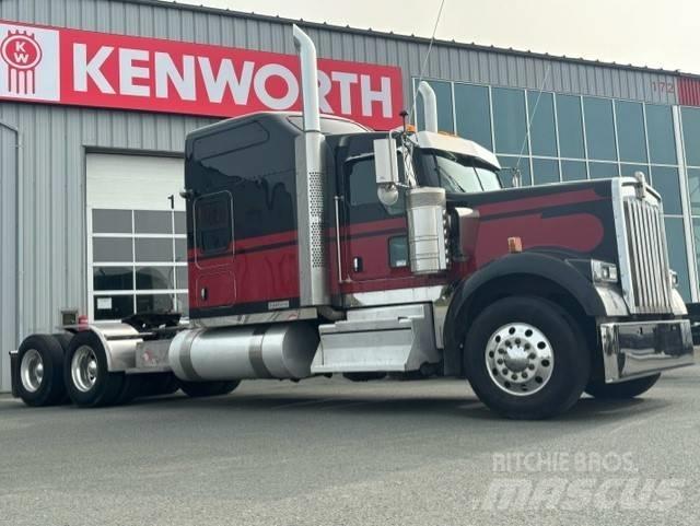 Kenworth W 900 B Trekkers