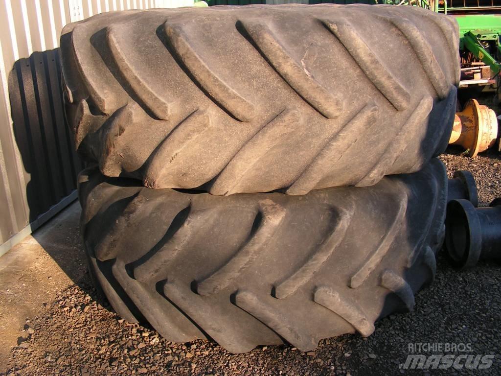 Case IH Magnum 290 Banden, wielen en velgen