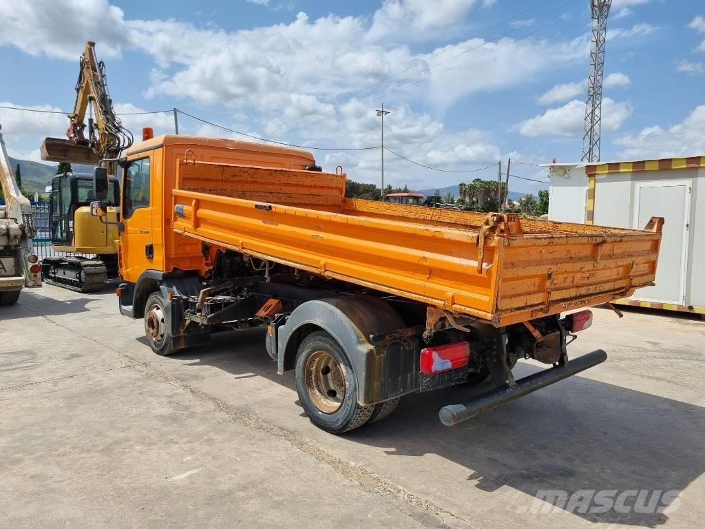 MAN 8.180 Kipper