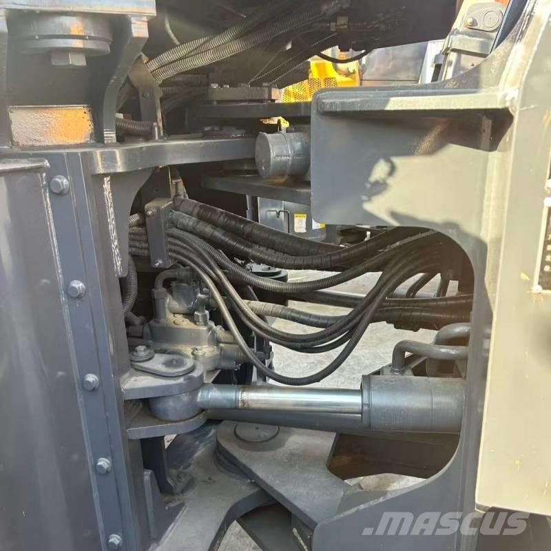 LiuGong CLG870H Wielladers