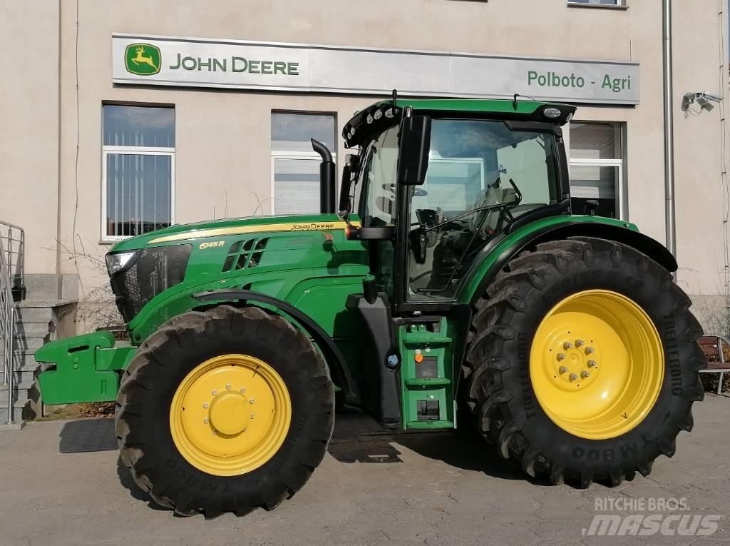 John Deere 6145 R Tractoren