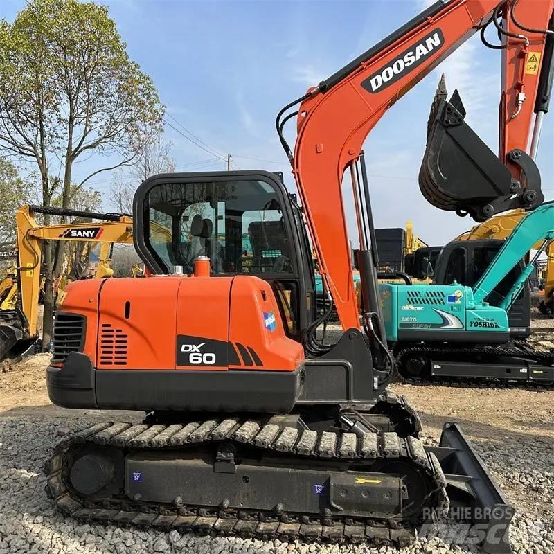 Doosan DX 60 Minigraafmachines < 7t