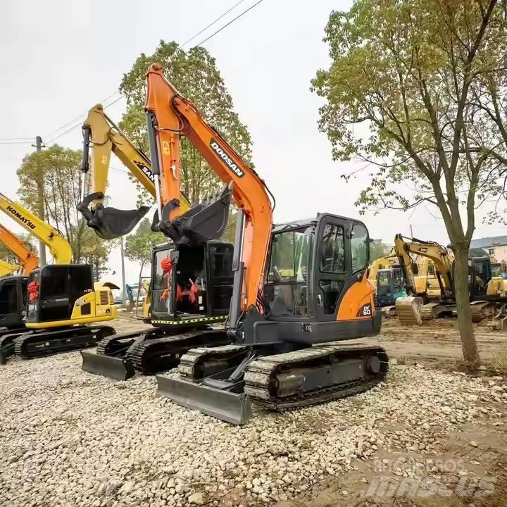Doosan DX 60 Rupsgraafmachines