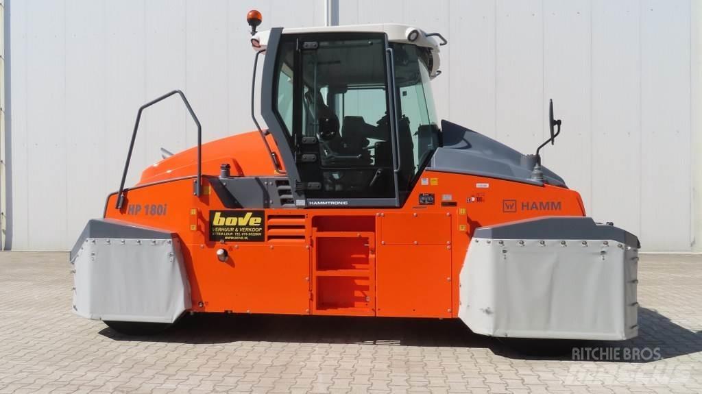 Hamm HP 180i Bandenwalsen