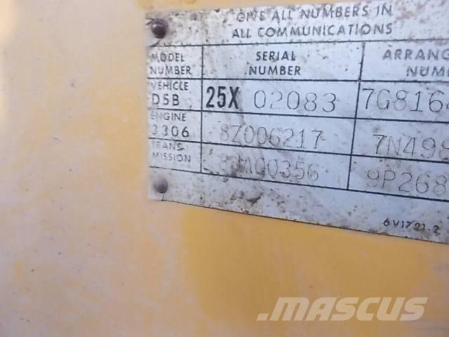 CAT D 5 B Rupsdozers